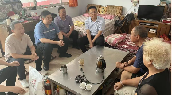 黨建引領聚合力 村企共建促振興——公司開展 "百企賦能 百村振興" 七一走訪慰問活動